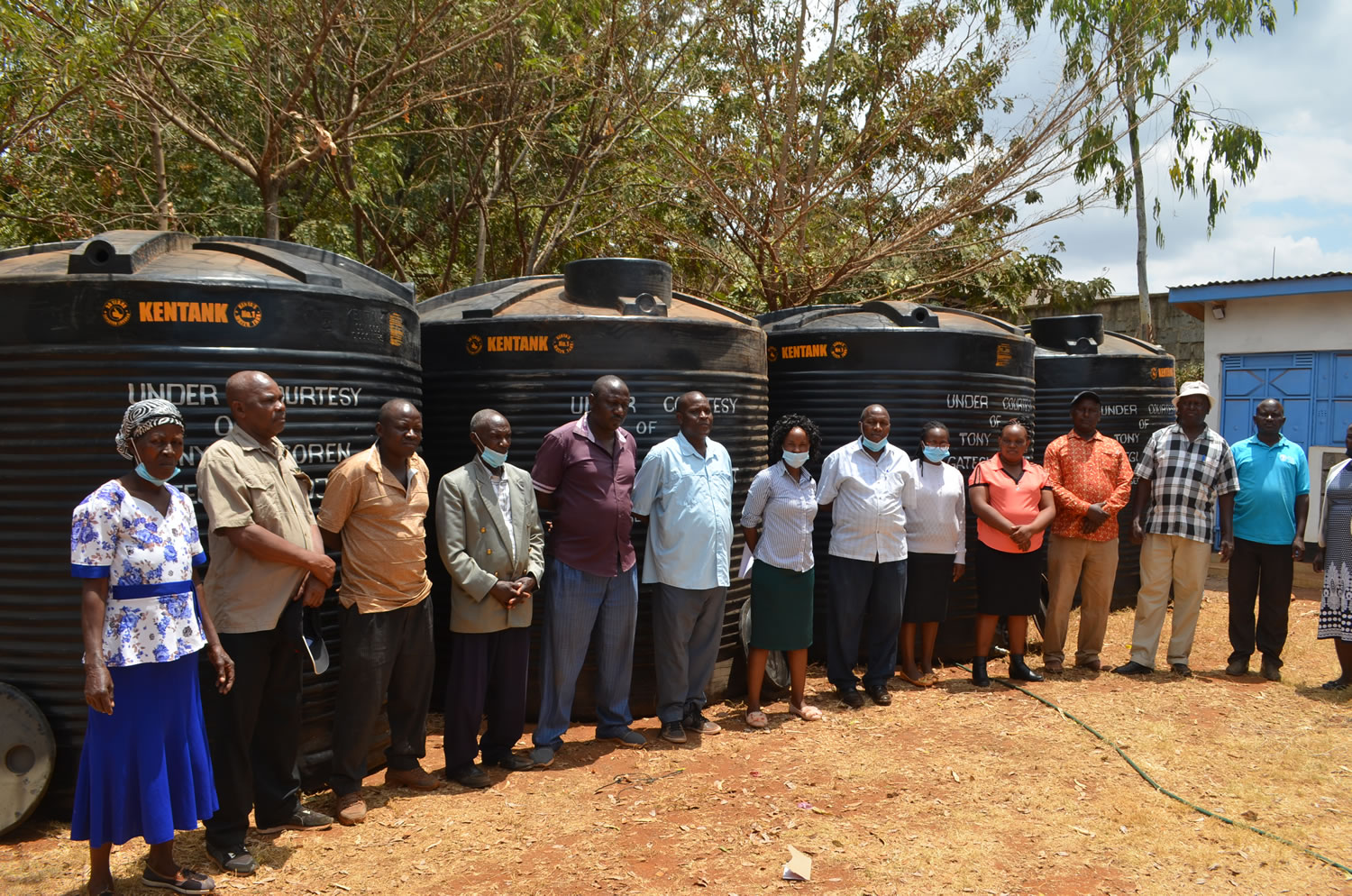 Church leaders receives tanks on cost sharing basis