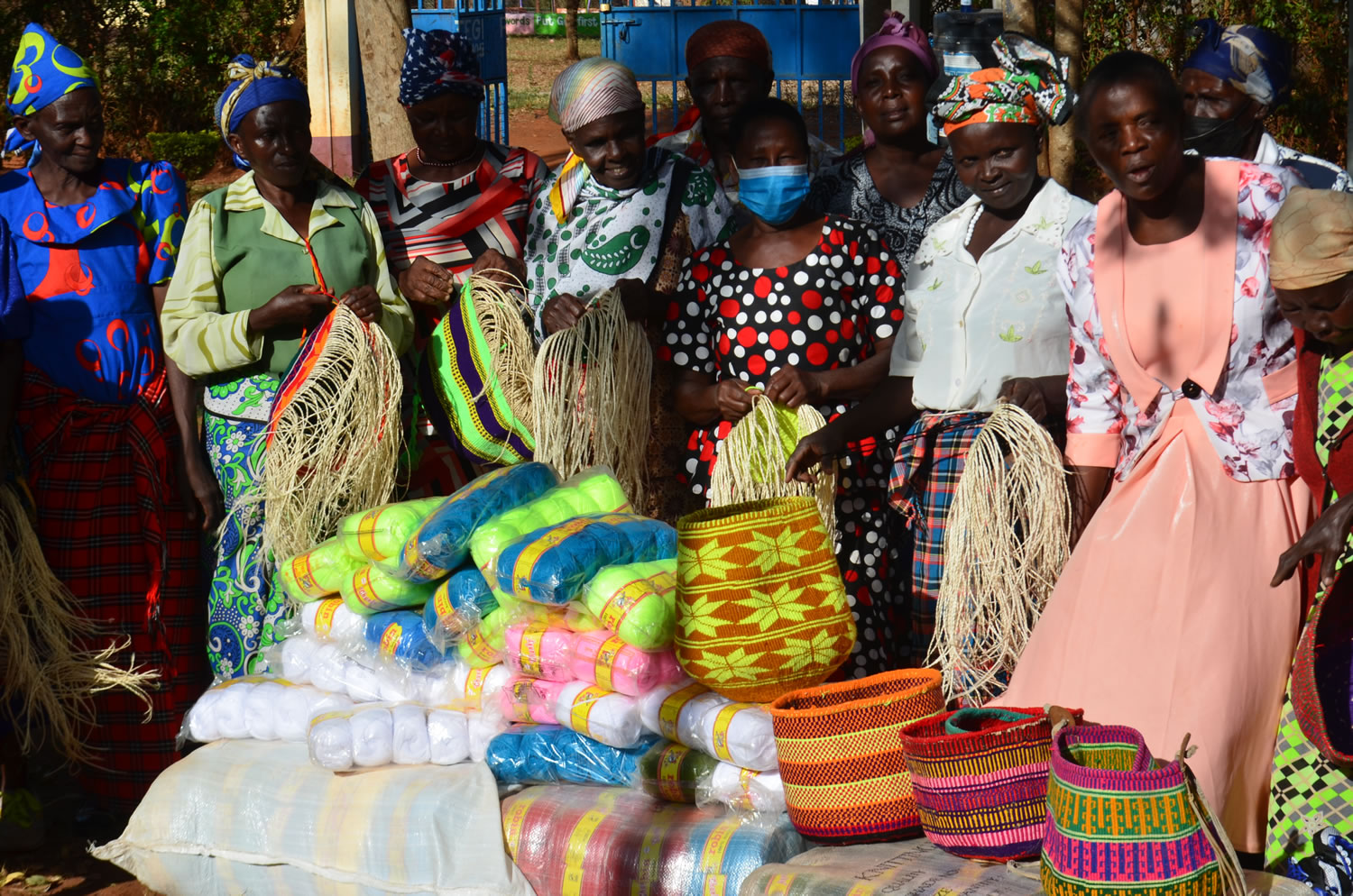 kyondo SHG receiving kneating threads